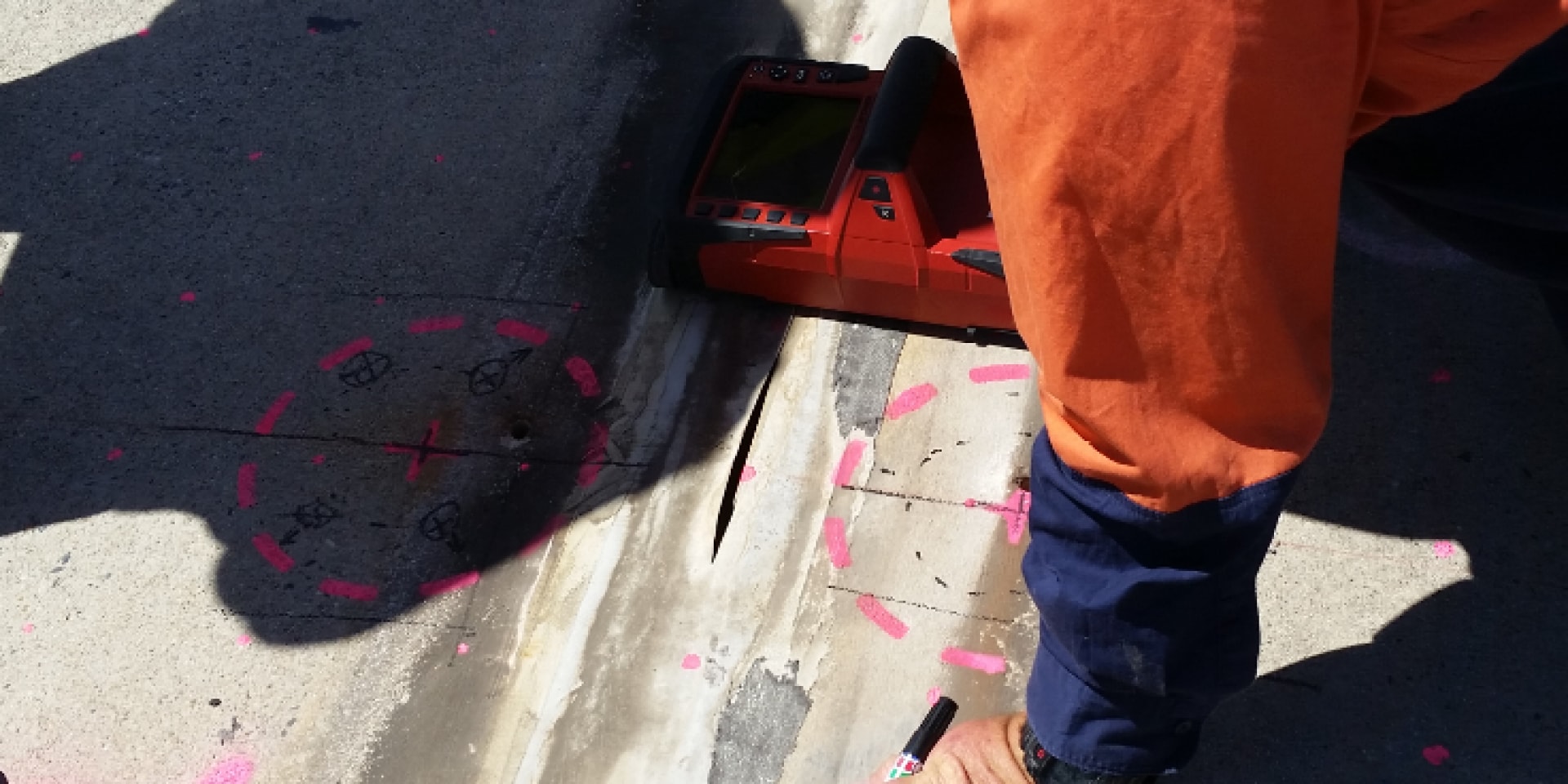 Locating existing reinforcements with Hilti PS 1000 ground penetration radar