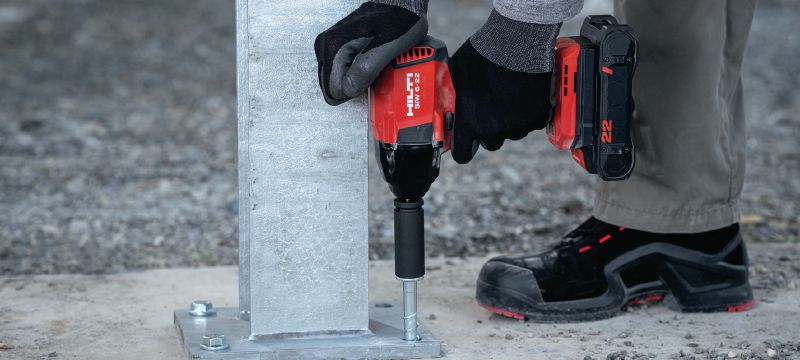SIW 6-22 ½ cordless impact wrench Power-class cordless impact wrench with 1/2 friction ring anvil for a wide range of concrete anchoring and steel or wood bolting (Nuron battery platform) Applications 1