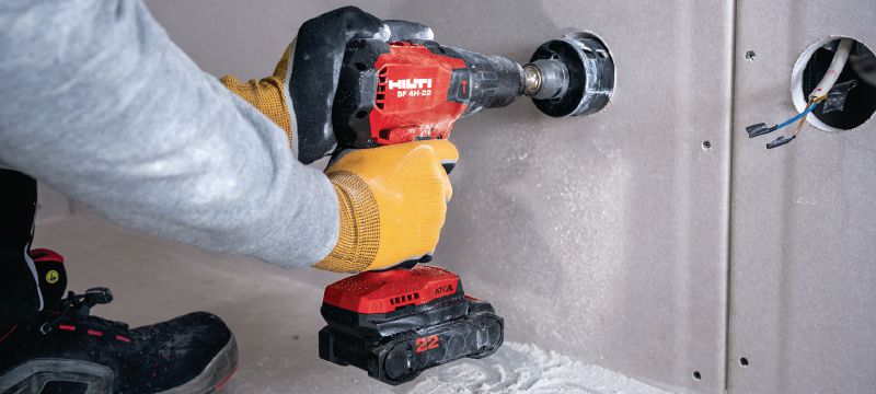 SF 4H-22 Cordless hammer drill driver Compact-class hammer drill driver with Active Torque Control for everyday drilling and driving, especially in hard-to-reach places (Nuron battery platform) Applications 1