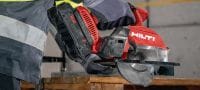 SC 4MR-22 cordless circular saw Cordless circular saw with minimised weight and size for overhead cuts up to 51 mm│2 depth (Nuron battery platform) Applications 3