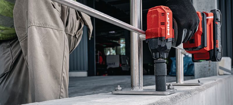 HST4 wedge anchor Our highest performing wedge expansion anchor for bearing high static and seismic loads in cracked concrete (carbon steel) Applications 1