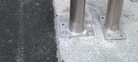 HSA-R SS Wedge anchor High-performance wedge anchor for everyday static loads in uncracked concrete (A4 stainless steel) Applications 2